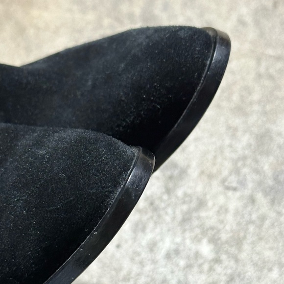 Opening Ceremony Harness Buckle Suede boots - Picture 3 of 7